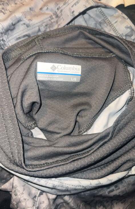 Columbia PFG Men's Super Terminal Tackle Vent Hoodie Black PFG Camo Gradient - Picture 4 of 4